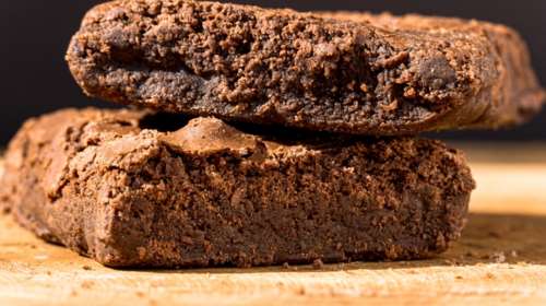 Μπάρες ταχίνι-σοκολάτα με 3 υλικά