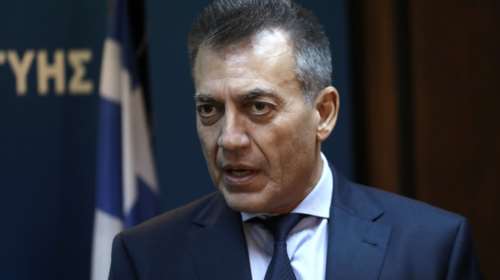Βρούτσης: Ακυρες οι απολύσεις - Πότε ο εργοδότης μπορεί να αλλάξει τη σύμβαση εργασίας