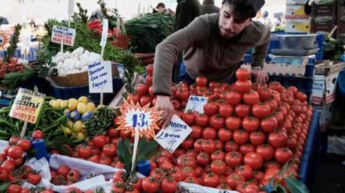 Ιστορικό ρεκόρ για τον πληθωρισμό στην Τουρκία -  Άγγιξε το 100%, θα κλείσει το έτος 12 φορές πάνω από τον στόχο