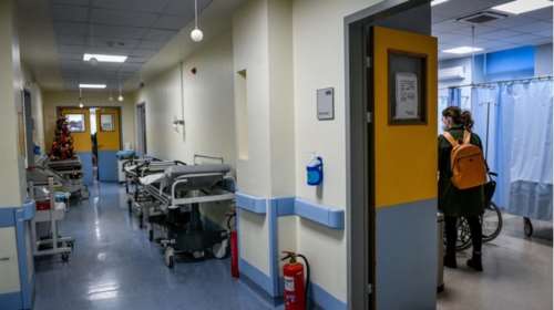 Πώς θα φύγουν τα δεκάδες ράντζα από το &quot;Αττικόν&quot;: Νέες πτέρυγες δίνουν &quot;ανάσα&quot; στο πιο πιεσμένο νοσοκομείο