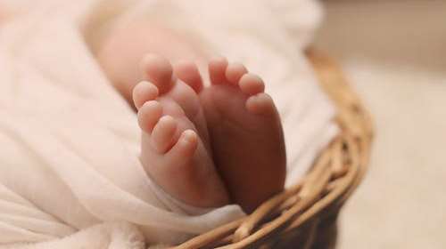 Θρήνος στην Εύβοια: Μωρό 12 μηνών βρέθηκε νεκρό από ηλεκτροπληξία
