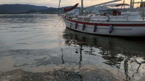 Βόλος: Νεκρός άνδρας εντοπίστηκε στο λιμάνι - Ανασύρθηκε από τη θάλασσα η σορός του