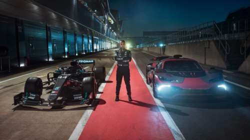 Ο Lewis Hamilton στο τιμόνι της Mercedes-AMG Project One [βίντεο]