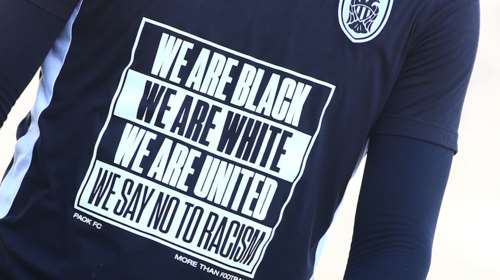 ΠΑΟΚ – Ολυμπιακός: Φοβερό μήνυμα των παικτών για τις δολοφονίες στις ΗΠΑ