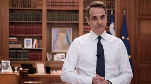 Μητσοτάκης: "Μένουμε σπίτι δεν σημαίνει υπομένουμε τη βία" - Η γραμμή SOS 15900