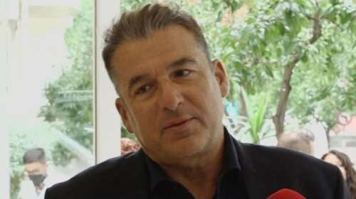 Οικογενειακές στιγμές για τον Γιώργο Λιάγκα - Το σπάνιο κλικ με τους γιους τους