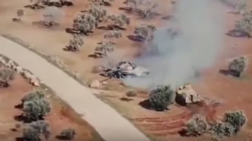 Απίστευτο βίντεο από τη Συρία: Τουρκικό τανκ κυνηγά άρμα του Άσαντ