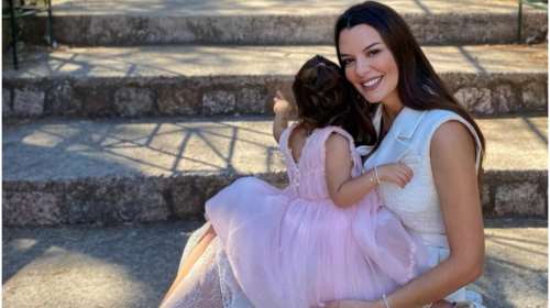 Θρίλερ για τη Νικολέττα Ράλλη: Άγνωστη γυναίκα της χτύπησε την πόρτα του διαμερίσματός της