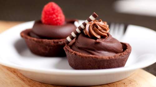 Εορτολόγιο: Ποιοι γιορτάζουν σήμερα, Τρίτη 8 Μαρτίου