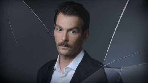 Αυτό είναι το νέο βήμα του Γιάννη Κουκουράκη μετά την &quot;Παραλία&quot;