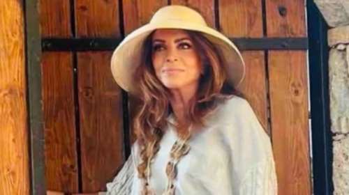 Μιμή Ντενίση: Πρωινή εξόρμηση για αγορές στον Θεολόγο