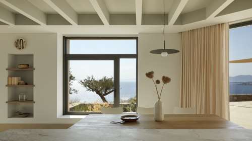 Ενα σπίτι διακοπών στη Μάνη με απεριόριστο ορίζοντα