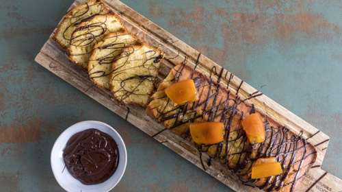 Ακης Πετρετζίκης: Συνταγή για θεϊκό κέικ πορτοκάλι - Ιδανικό συνοδευτικό για τον καφέ