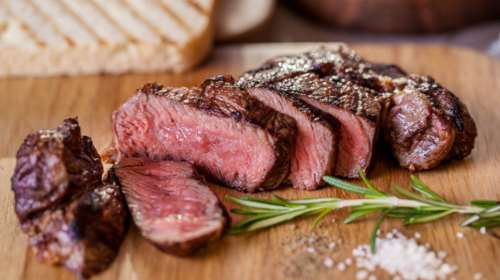 Διατροφή Carnivore: Είναι το κλειδί για αδυνάτισμα ή απλώς ένα (μεγάλο) trend;