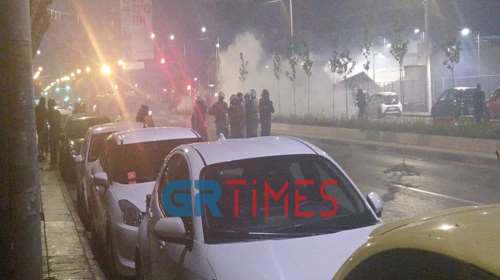 Θεσσαλονίκη: Πεδίο μάχης εντός και εκτός του ΑΠΘ - Στον εισαγγελέα σήμερα οι συλληφθέντες