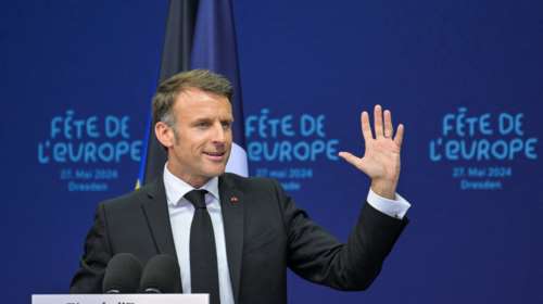 Μακρόν από τη Γερμανία: &quot;Ας ξυπνήσουμε&quot; - Κάλεσμα για εγρήγορση της Ευρώπης απέναντι στην άνοδο της άκρας δεξιάς