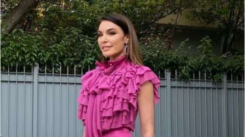 Τατιάνα Στεφανίδου: Η επίσημη εμφάνιση με εντυπωσιακό deux pieces και ίδιες γόβες