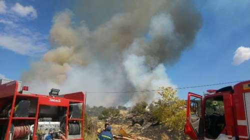 Φωτιά τώρα στη Δράμα: Επιχειρεί μεγάλη δύναμη της πυροσβεστικής – Σηκώθηκαν εναέρια μέσα