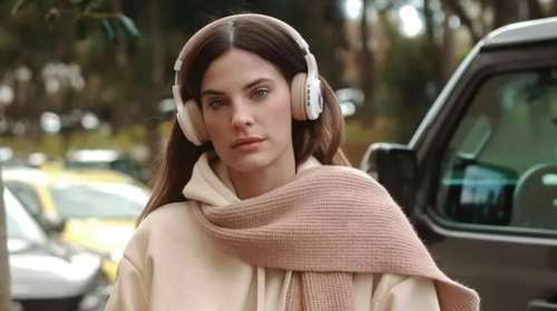 Η Χριστίνα Μπόμπα αποκαλύπτει για πρώτη φορά πόσα κιλά πήρε στην εγκυμοσύνη της