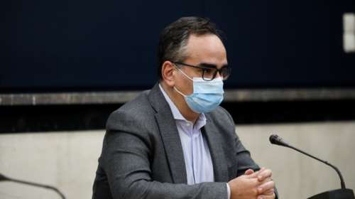 Κορονοϊός-Κοντοζαμάνης:  Έχουμε ακόμα διαθεσιμότητα  σε ΜΕΘ - Ποιο είναι το σχεδιο έκτακτης ανάγκης