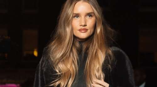 Αυτό το festive makeup look κολακεύει κάθε τόνο επιδερμίδας