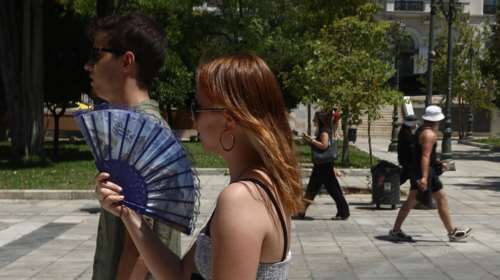 Αυτό είναι το "must have" προϊόν ομορφιάς που θα σώσει την επιδερμίδα σου στον καύσωνα
