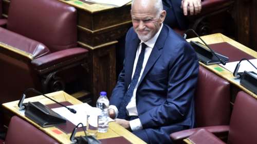 Ο Νίκος Αλιβιζάτος πολύ, πολύ αυστηρός με την υποψηφιότητα Παπανδρέου: Ιδιοτελής υποψηφιότητα, ελπίζω να μην εκλεγεί