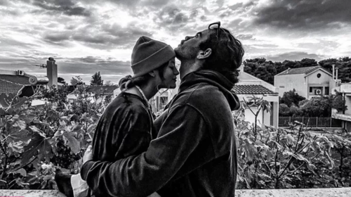 Η Γαία Μερκούρη εύχεται χρόνια πολλά στον Άγγελο Λάτσιο - Οι τρυφερές αδημοσίευτες φωτογραφίες του ζευγαριού