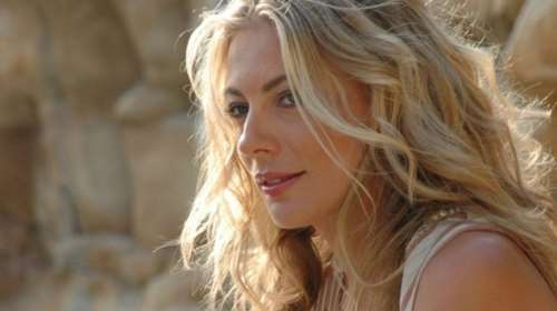 Σμαράγδα Καρύδη προς πλούσιους Έλληνες: &quot;Ήρθε η ώρα να βάλετε το χέρι στην τσέπη παιδιά&quot;