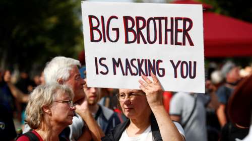 Η &quot;Διεθνής των Ψεκασμένων&quot;: Μεγάλες διαδηλώσεις στην Ευρώπη με σύνθημα &quot;Ο κορονοϊός είναι ένα μεγάλο ψέμα&quot; [εικόνες]