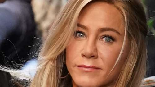 30 χρόνια πριν: Πώς ήταν η Τζένιφερ Άνιστον στο μακρινό 1993, πριν τις (μικρές) αισθητικές επεμβάσεις