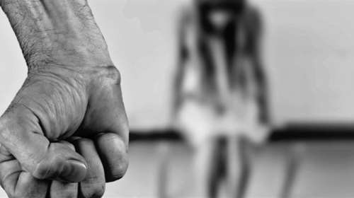 Λαμία: Πατέρας βίαζε την κόρη του και κακοποιούσε τα αδέρφια της - &quot;Θέλω να επιστρέψω στο Ίδρυμα&quot;, λέει ο 17χρονος γιος