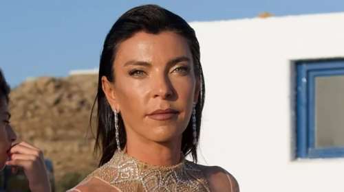 Τρία πανέμορφα πλάσματα: Η Μαρίνα Βερνίκου σε μία σπάνια εμφάνιση με τα παιδιά της