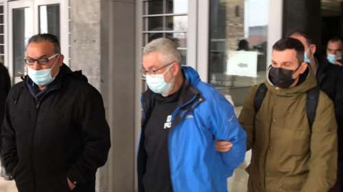 Στάθης Παναγιωτόπουλος: Ξανακάθεται στο &quot;σκαμνί&quot; για κακούργημα αυτή τη φορά - Για το &quot;ροζ&quot; βίντεο με πρώην σύντροφό του