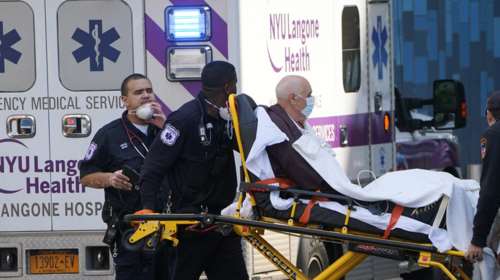 Nέο παγκόσμιο ρεκόρ θανάτων στις ΗΠΑ - 1.480 θάνατοι σε 24 ώρες