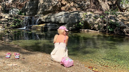 Νέα ανάρτηση της Ελένης Μενεγάκη: Πνίγηκε στις καρδιές και τα φιλιά από τους followers της