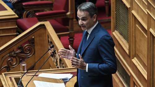 Μητσοτάκης στη Βουλή: Οι νέες αυξήσεις προσφέρουν σε κάθε δημόσιο υπάλληλο έναν επιπλέον μισθό τον χρόνο