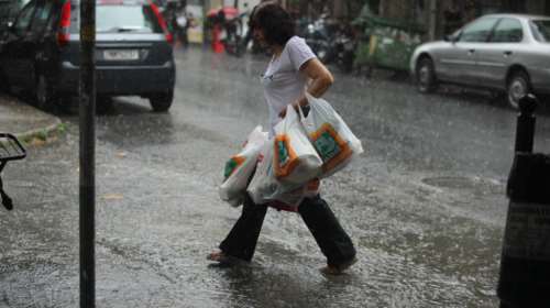 Ανοδος της θερμοκρασίας αλλά με βροχές και τοπικές καταιγίδες τις θερμές ώρες την Τετάρτη
