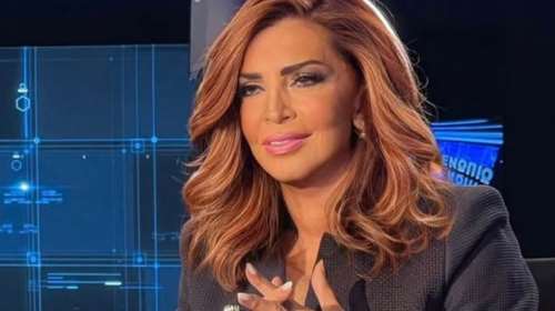 Super chic η Μιμή Ντενίση στην όπερα του Παρισιού - Πώς φόρεσε το σύνολο με την cream απόχρωση