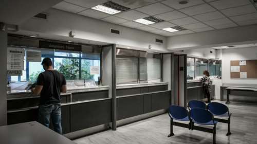 Ιδρύονται Υπηρεσίες Φορολογικής Εξυπηρέτησης: Ποιες ΔΟΥ ενοποιούνται σε Αττική και Θεσσαλονίκη