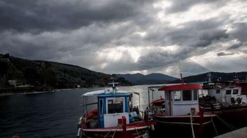 Σάκης Αρναούτογλου: Με συννεφιά μέχρι το Σάββατο - Νοτιάδες και μπόρες με διαλείμματα - Περισσότερη βροχή την Τετάρτη