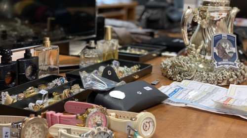 Εξαρθρώθηκε σπείρα &quot;αλέ ρετούρ&quot;: Είχαν ρημάξει δεκάδες σπίτια σε Αθήνα και Θεσσαλονίκη [Εικόνες]