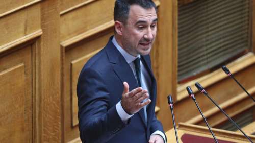 Βουλή: Υπέρ της Προανακριτικής Επιτροπής για τα Τέμπη ο Χαρίτσης- &quot;Ο πρωθυπουργός επιλέγει να κρυφτεί&quot;