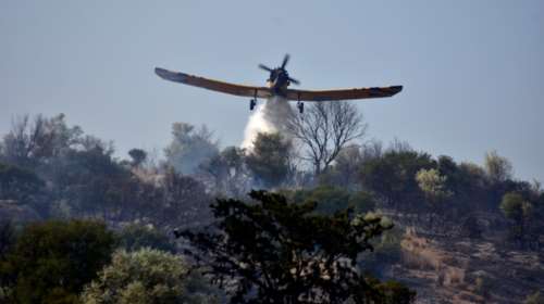 Υπό μερικό έλεγχο η φωτιά στη Μονεμβασιά