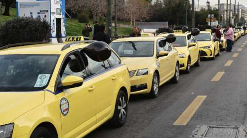 Ταξί: 24ωρη απεργία τη Μεγάλη Τρίτη για τις λεωφορειολωρίδες – &quot;Κλιμάκωση μετά το Πάσχα&quot;, λέει ο Λυμπερόπουλος