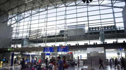 Ταξιδιωτική οδηγία να αποφεύγονται τα ταξίδια στο εξωτερικό από τη Γερμανία