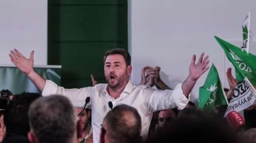 Ανδρουλάκης: Τον Μητσοτάκη τον ενδιαφέρει να μην φορολογήσουμε τα υπερκέρδη των ολιγαρχών