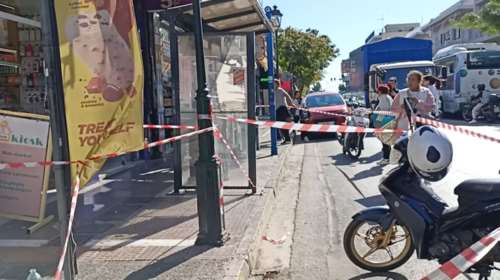 Άγιοι Ανάργυροι: Στο χειρουργείο η 14χρονη που τραυματίστηκε σοβαρά από σοβά που έπεσε από μπαλκόνι ενώ περίμενε το λεωφορείο