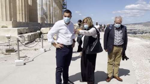 Τυχαία συνάντηση Τσίπρα - Μενδώνη στην Ακρόπολη - Ο διάλογος και οι διαφωνίες