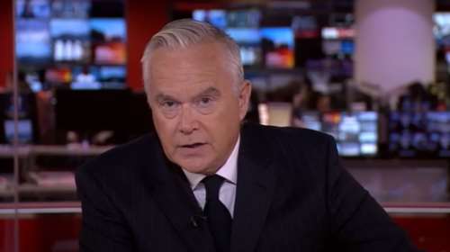 Huw Edwards: Εξαντλημένος με κατακόκκινα μάτια ο παρουσιαστής του BBC - Προετοιμασία μηνών για τον θάνατο της Ελισάβετ